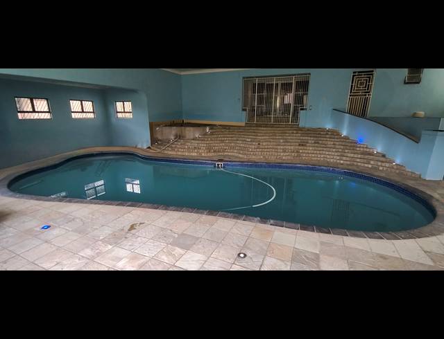 5 BEDROOM FREEHOLD FOR SALE IN SARNIA